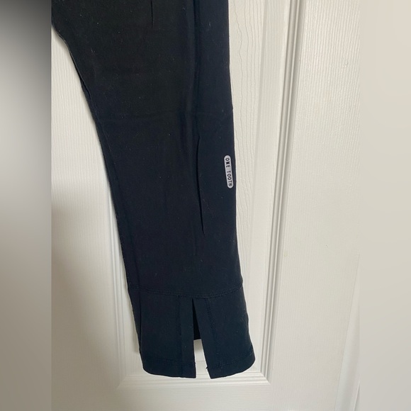 One tooth capris - Picture 2 of 2